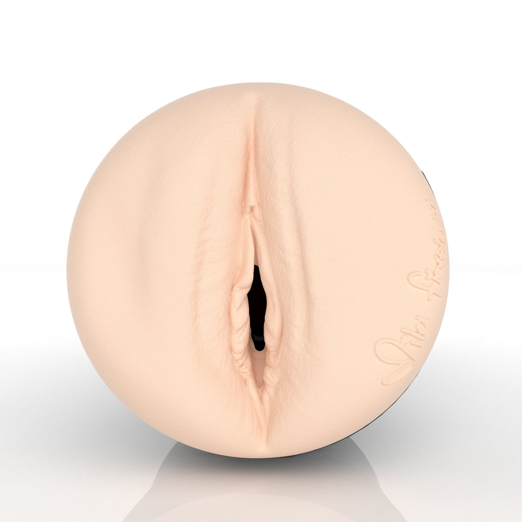 Mila Fiorela Flirt4Free Fleshlight: Lady