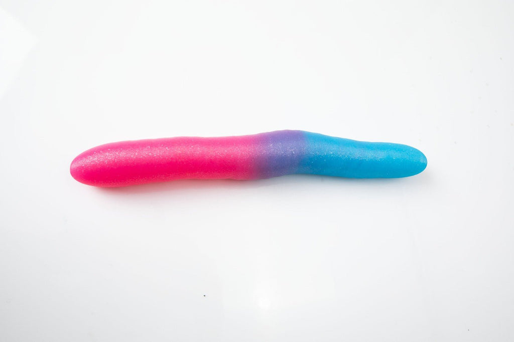 GumyerWorm Dildo